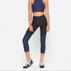 OUTDOOR VOICES Navy/Charcoal Two-Tone Leggings Tights 3/4 Length Size Me…